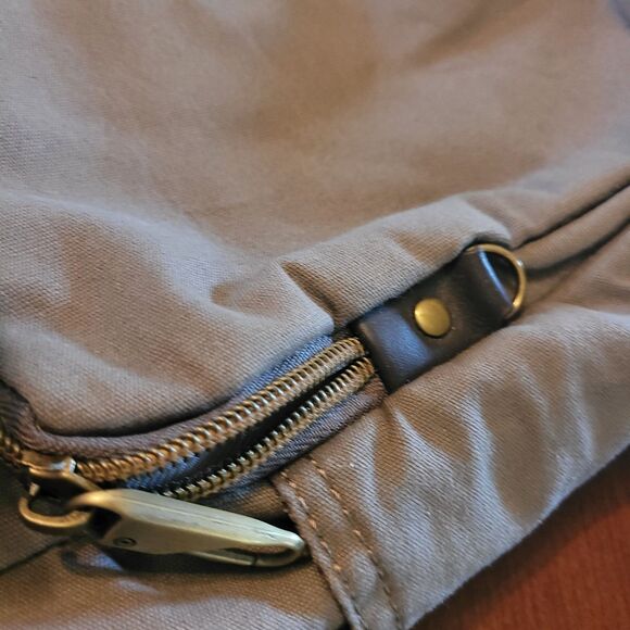 Magellan's Canvas Crossbody Ttavel Messenger Bag Gray Bottle Holder - Picture 10 of 16